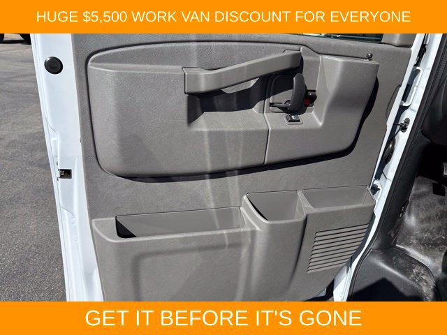 2026 Chevrolet Express Cargo Work Van - Photo 11