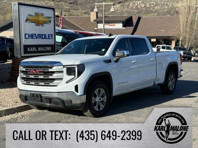 2023 GMC Sierra 4WD Crew Cab Short Box SLE's photo