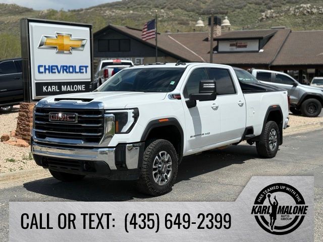 2024 GMC Sierra SLE 4WD Crew Cab Standard Box SRW's photo