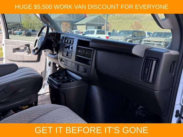 2026 Chevrolet Express Cargo Work Van - Photo 25