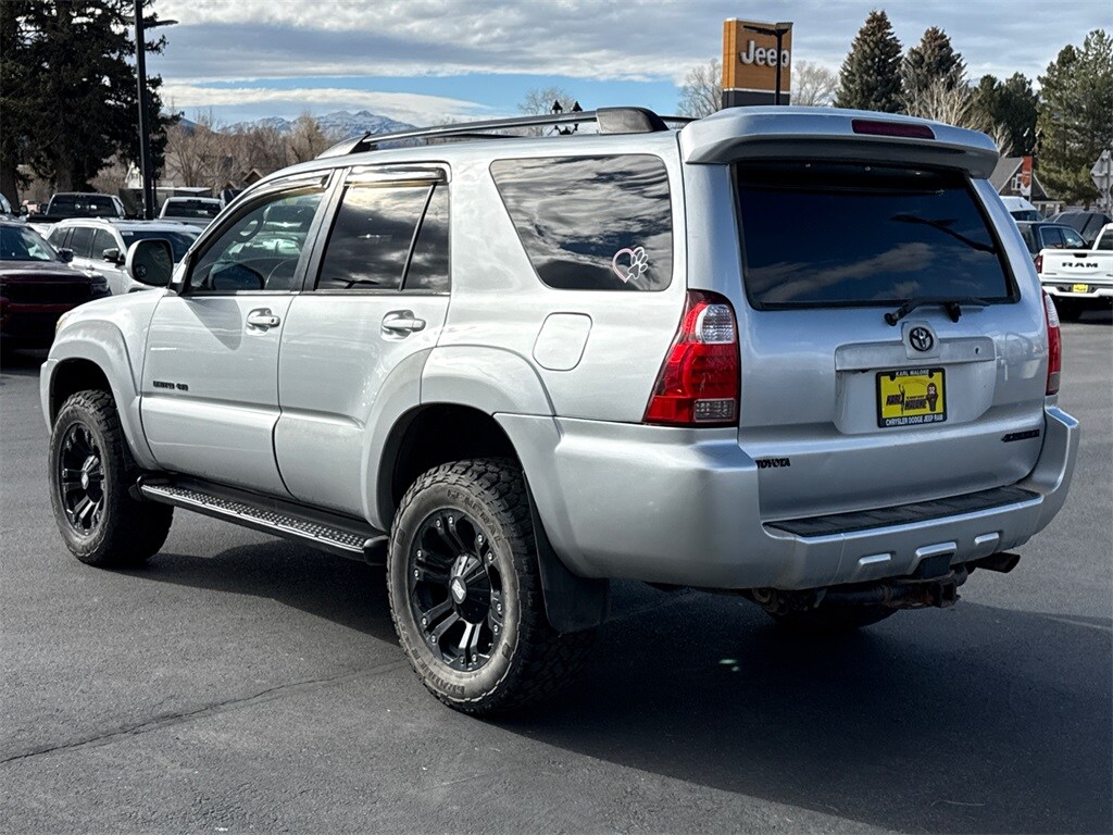 2006 Toyota 4Runner Limited photo 2