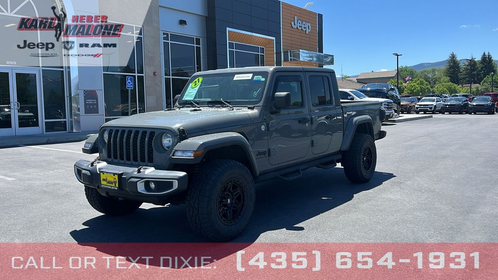 2021 Jeep Gladiator Sport S's photo