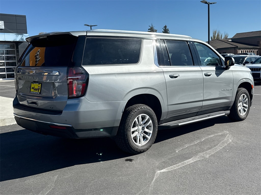 Used 2024 Chevrolet Suburban LT SUV