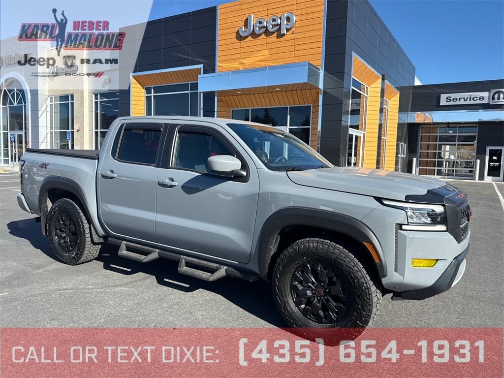 2022 Nissan Frontier PRO-4X's photo