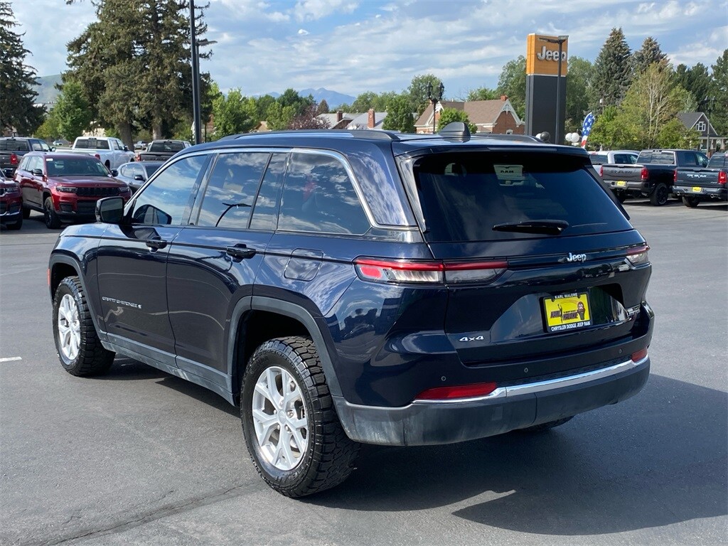2024 Jeep Grand Cherokee Limited photo 3