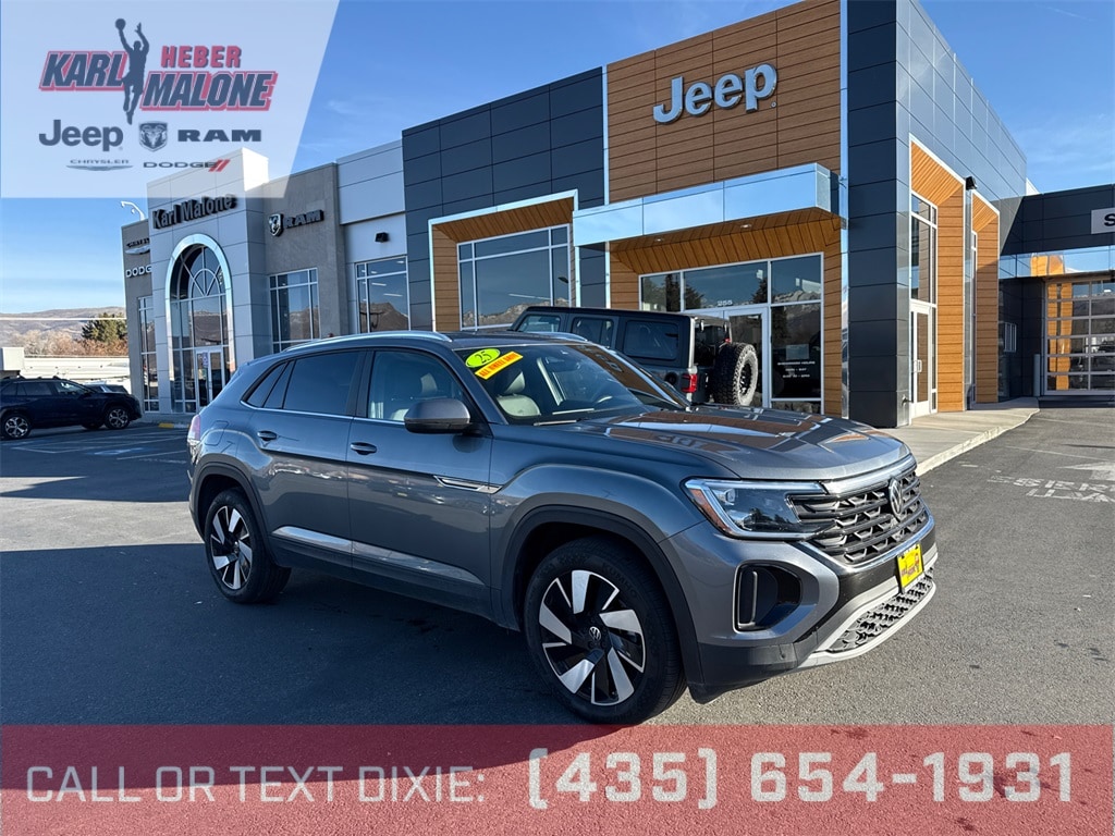 2025 Volkswagen Atlas Cross Sport SE w/Tech's photo