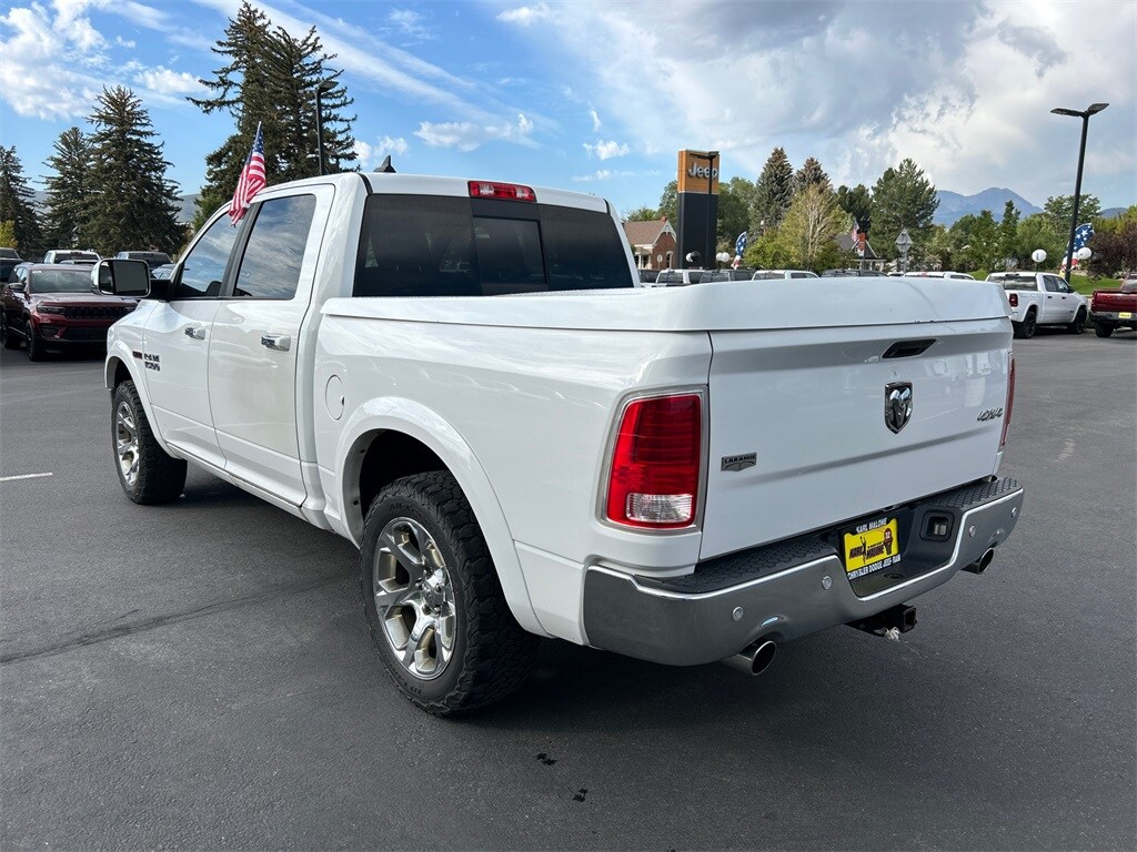 2016 Ram 1500 Laramie photo 2