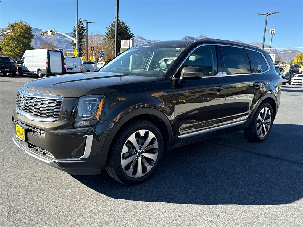 2020 Kia Telluride S photo 3