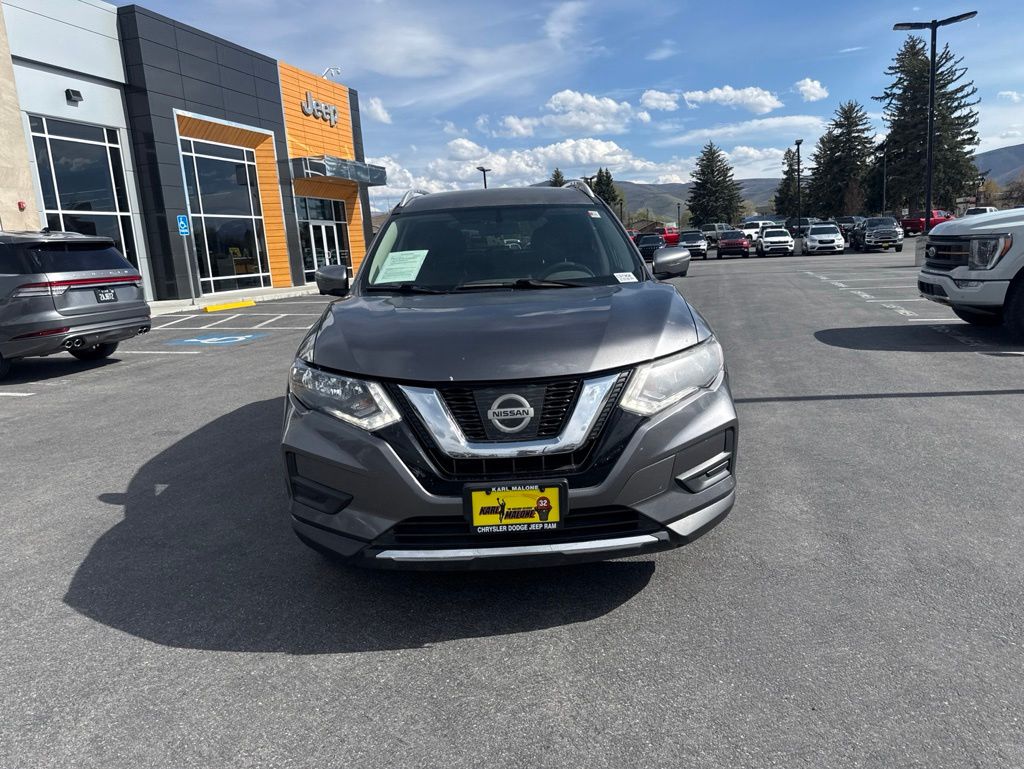 Used 2017 Nissan Rogue SV with VIN KNMAT2MV6HP609738 for sale in Heber City, UT