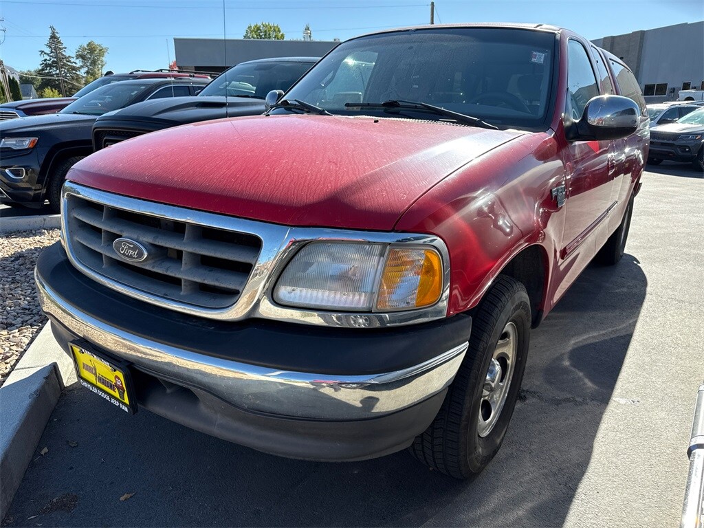 2002 Ford F-150 Base photo 3