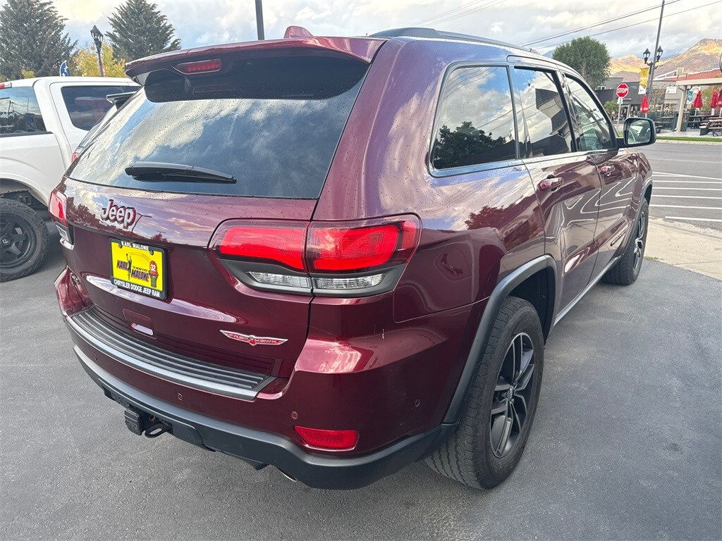 2017 Jeep Grand Cherokee Trailhawk photo 2