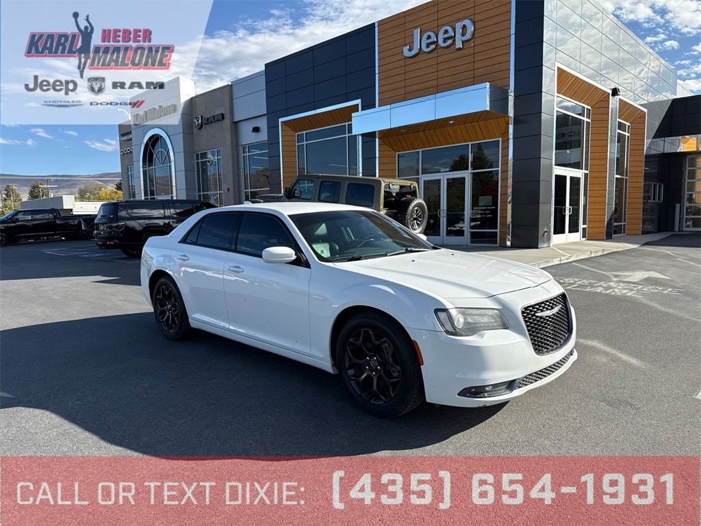 2019 Chrysler 300