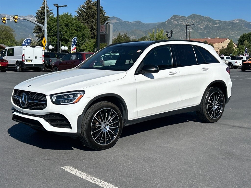 2022 Mercedes Benz GLC 300 4MATIC photo 3
