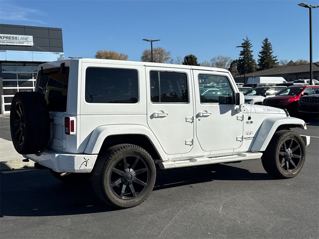 Used 2016 Jeep Wrangler Unlimited Sahara SUV