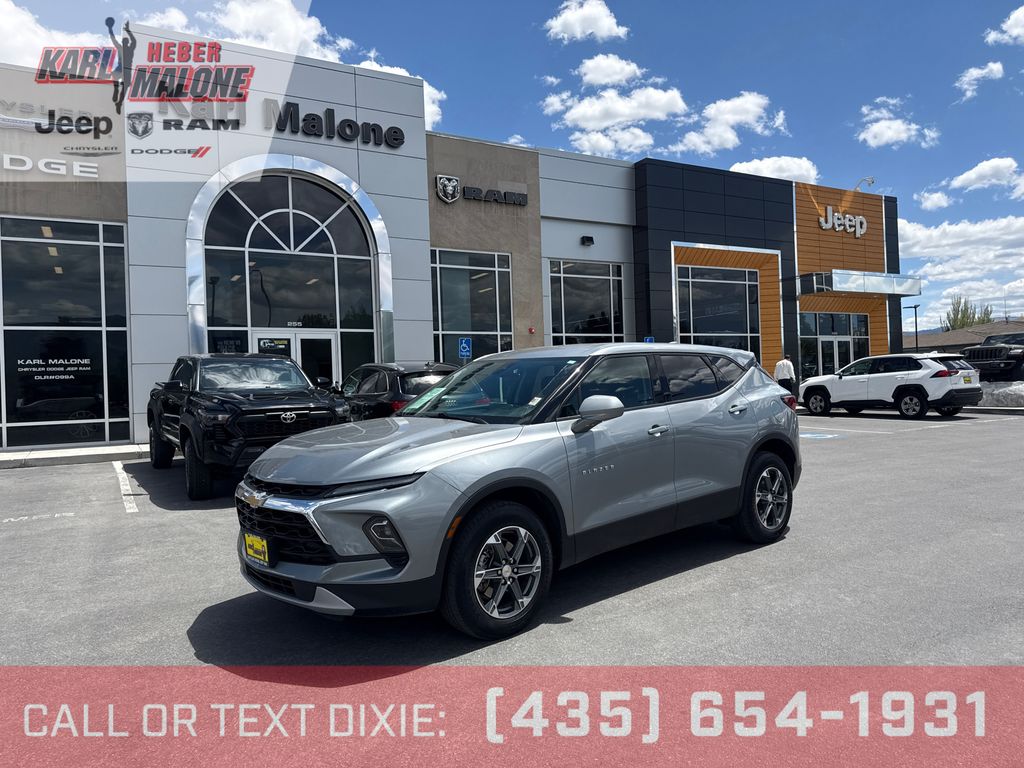 2025 Chevrolet Blazer 2.0T 2LT AWD's photo