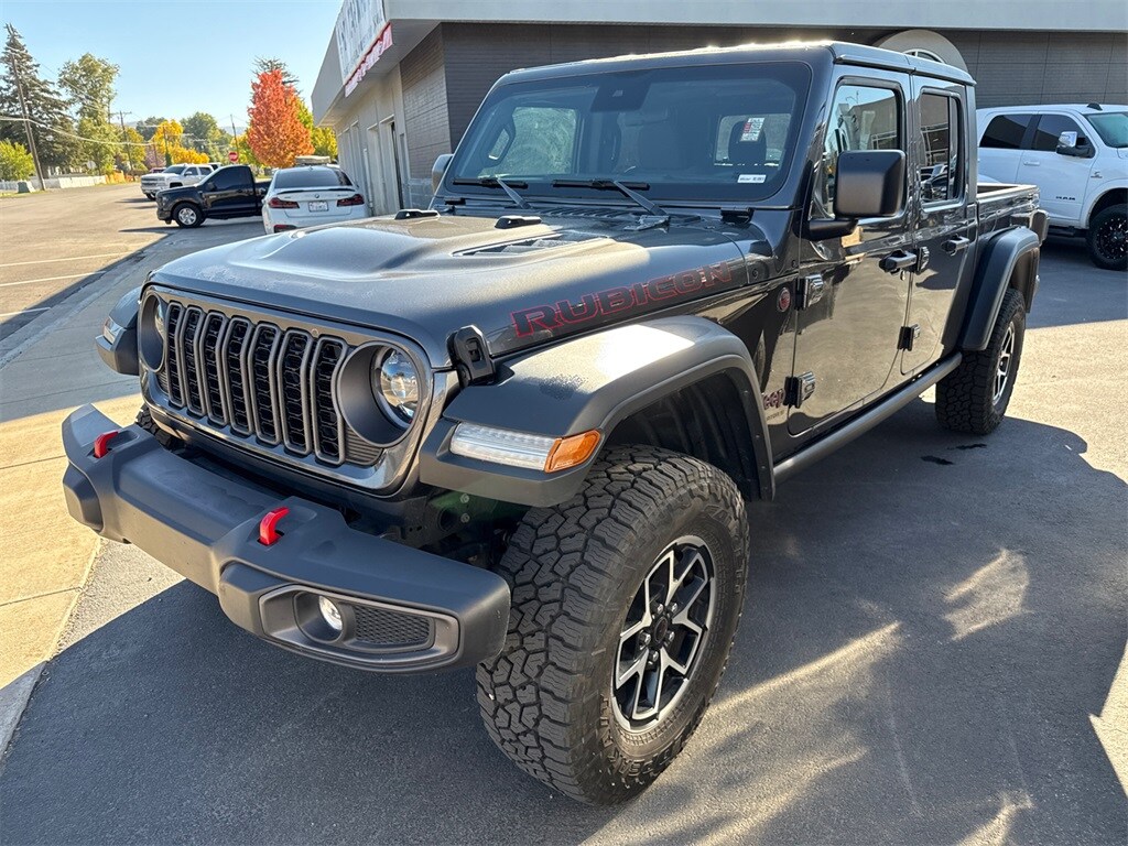 2024 Jeep Gladiator Rubicon photo 3