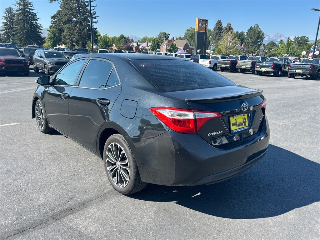 2015 Toyota Corolla L photo 3