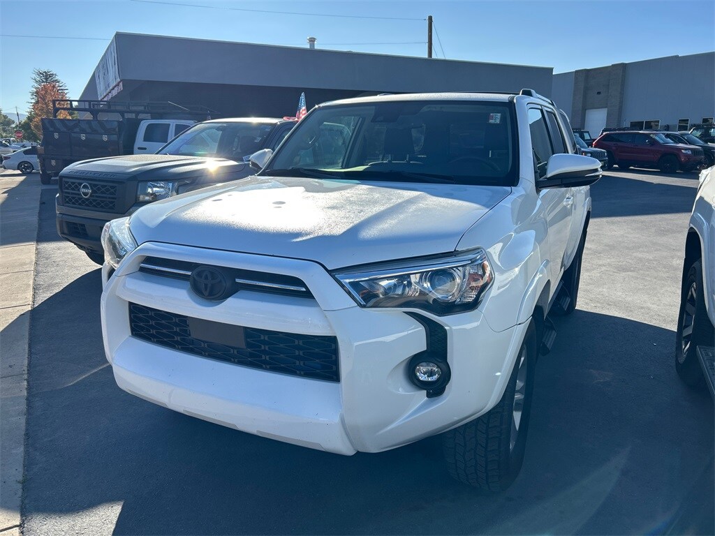 2021 Toyota 4Runner SR5 Premium photo 4