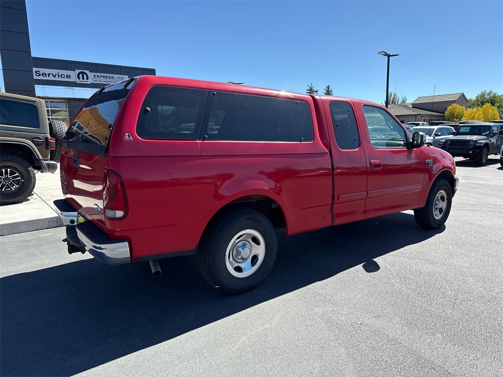 Used 2002 Ford F-150 XLT Truck
