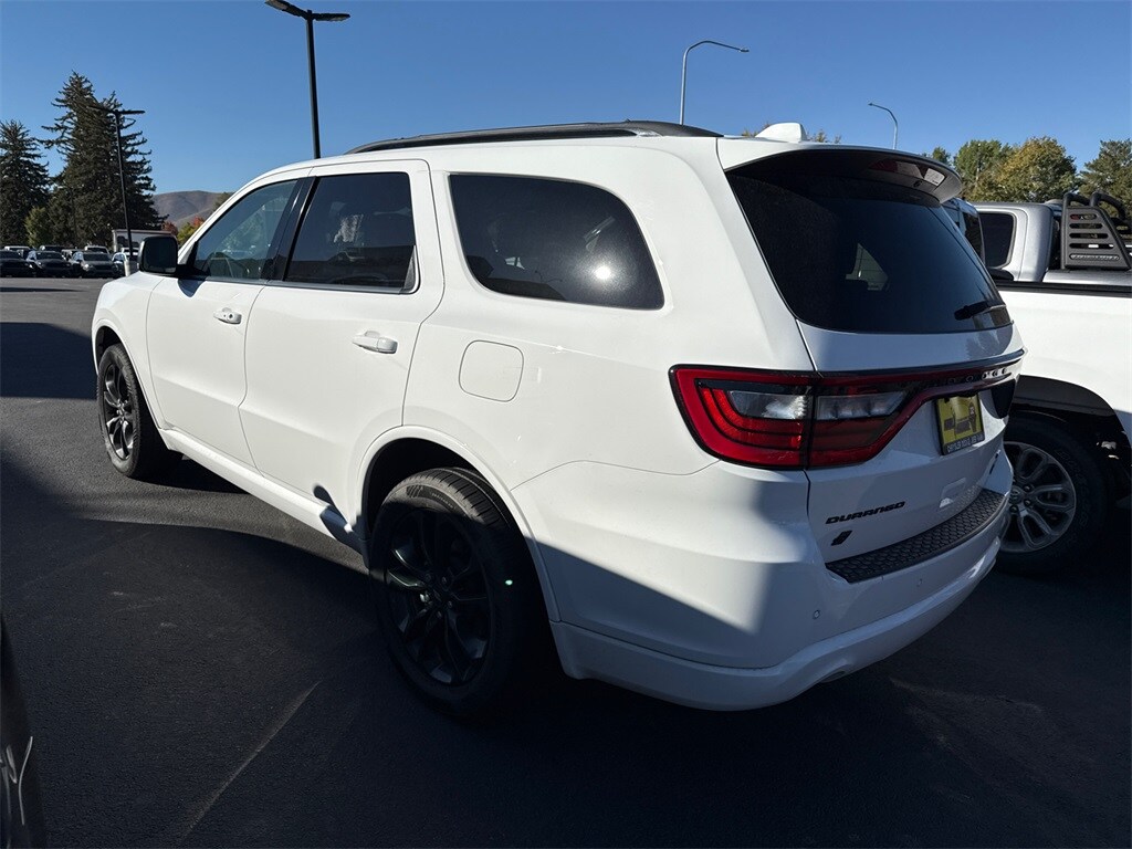 2022 Dodge Durango GT Plus photo 3