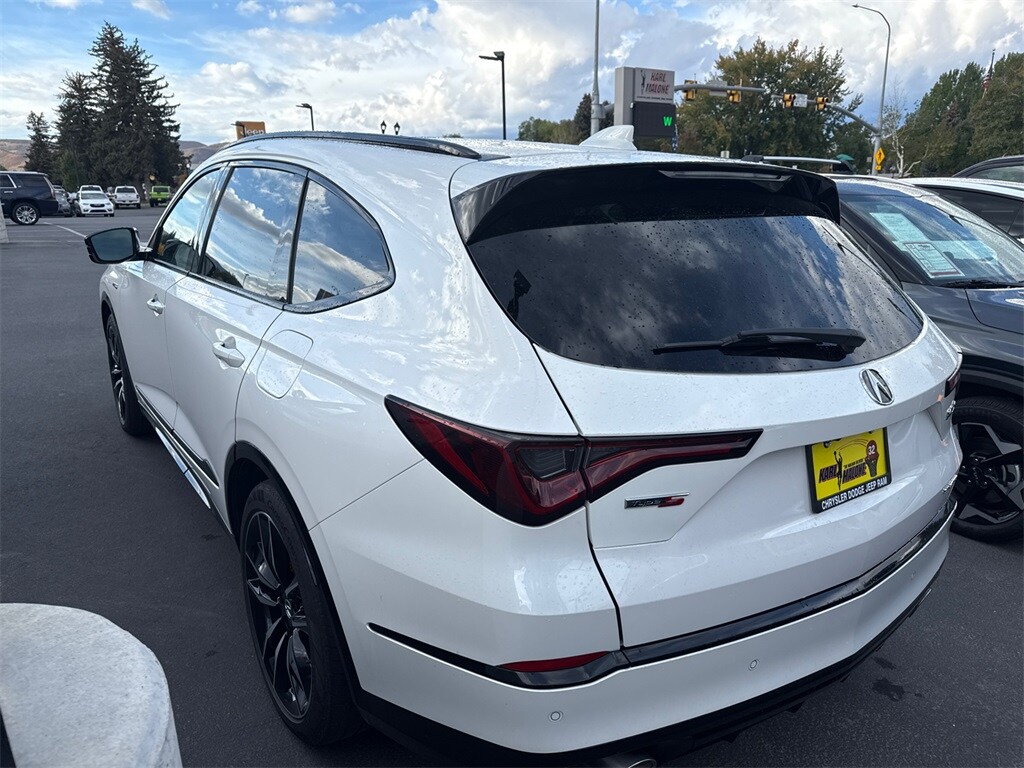 2023 Acura MDX Type S Advance SH-AWD photo 3