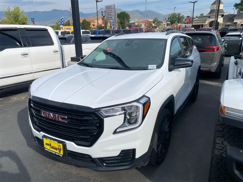 2024 Gmc Terrain SLE photo 3