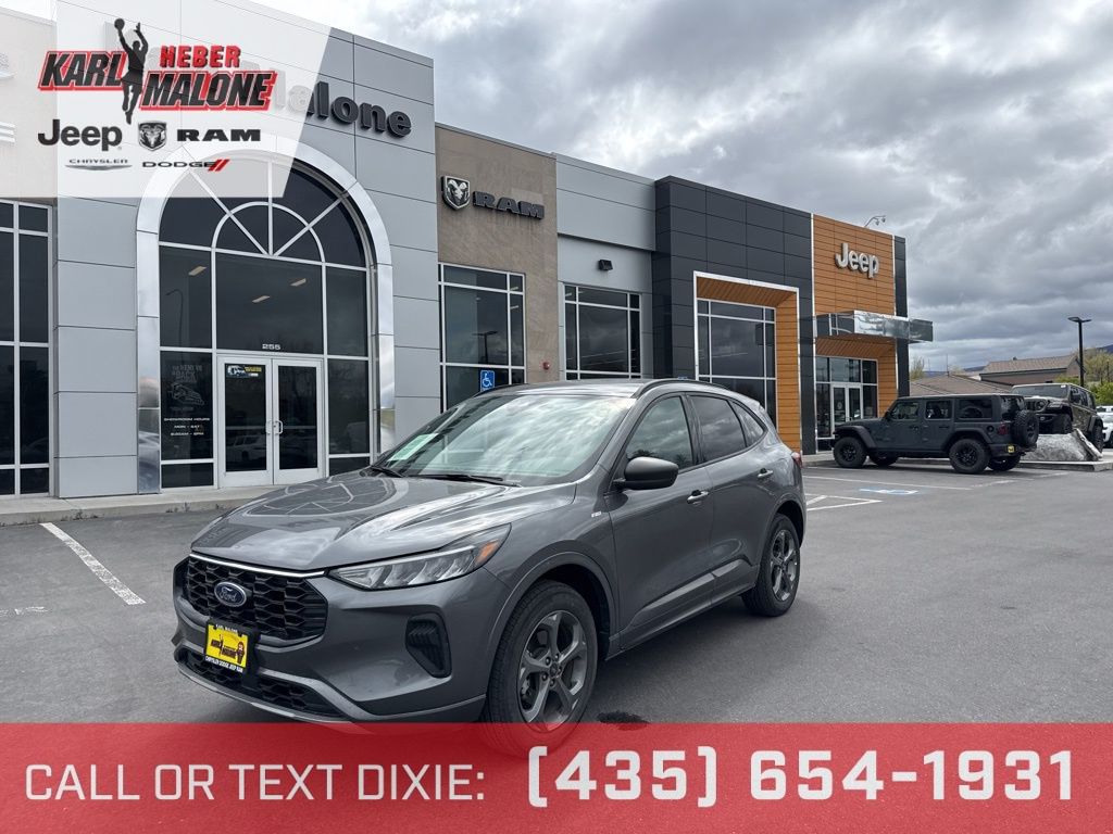 2024 Ford Escape ST-Line AWD's photo