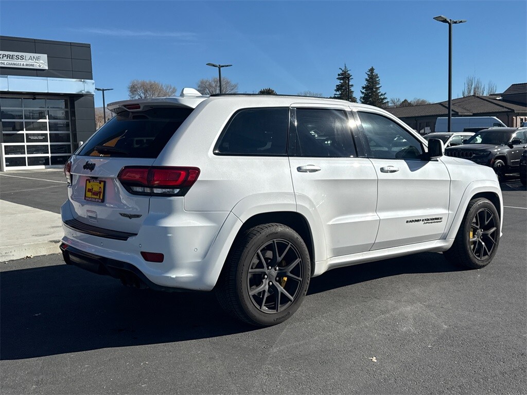 2018 Jeep Grand Cherokee Trackhawk photo 2