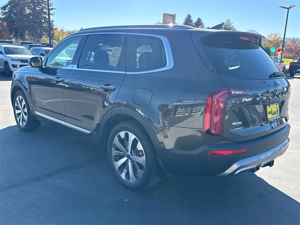 2020 Kia Telluride S photo 2
