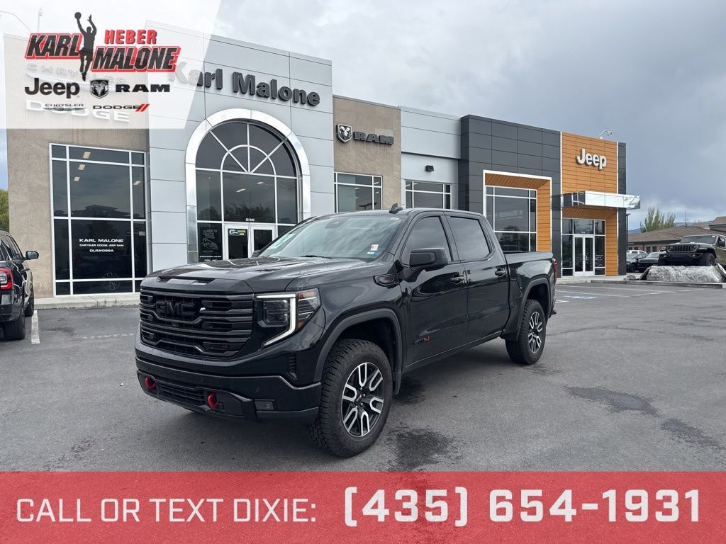 2022 GMC Sierra AT4 4WD Crew Cab Short Box's photo