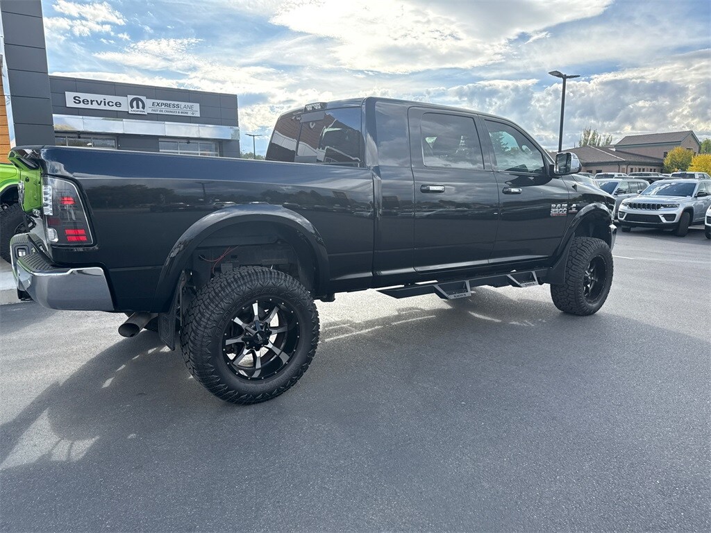 2018 Ram 2500 Laramie photo 2