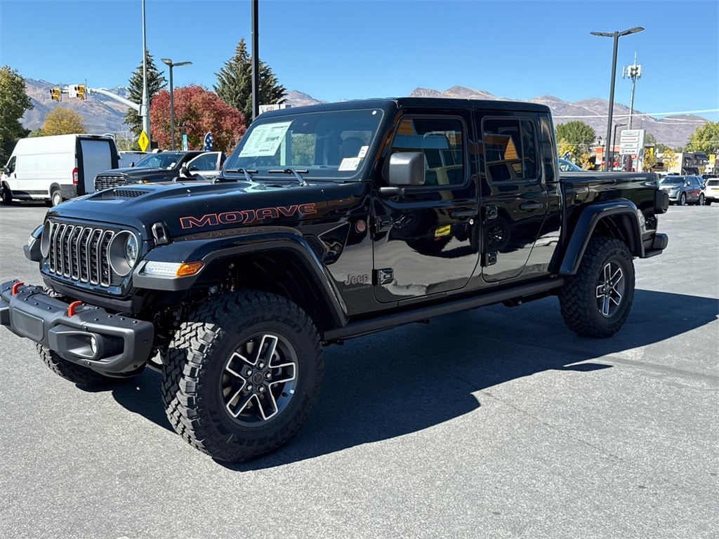 New 2025 Jeep Gladiator MOJAVE X 4X4 Pickup