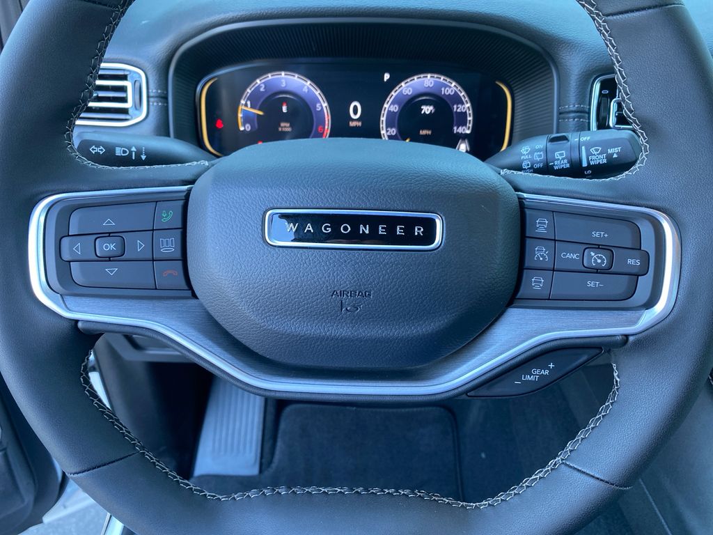 2025 Jeep Wagoneer Series I - Photo 9