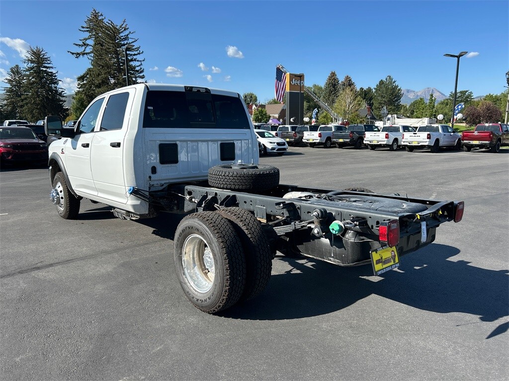 2026 Ram 3500 Tradesman photo 3