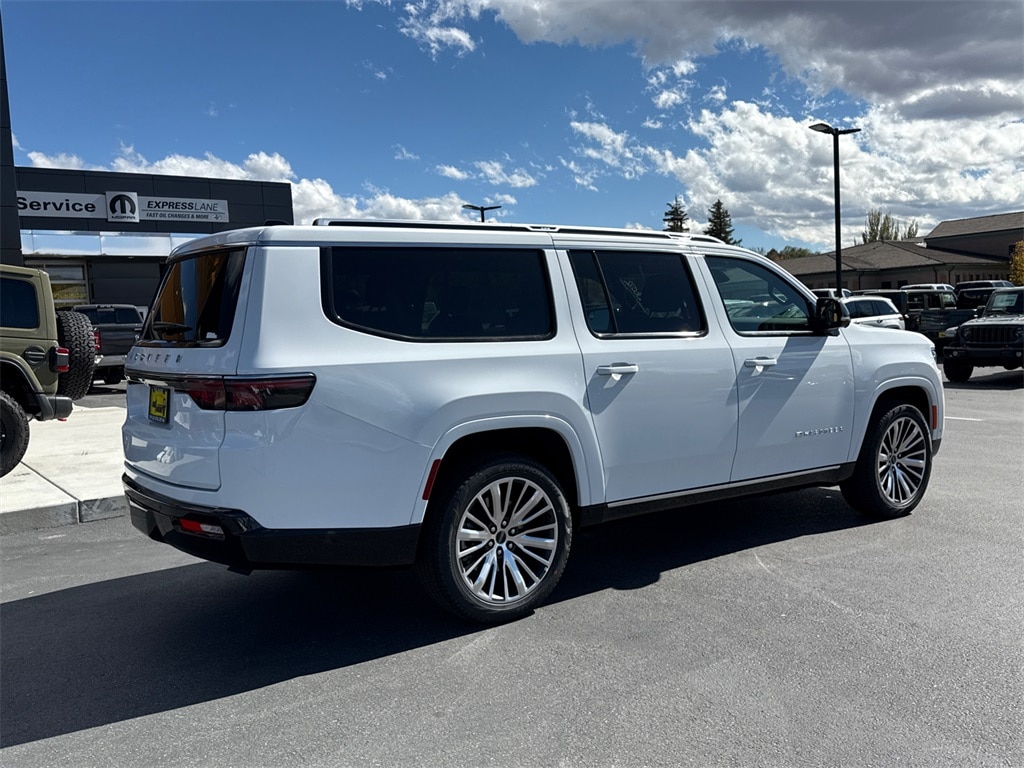 New 2025 Jeep Wagoneer L LIMITED 4X4 Sport Utility