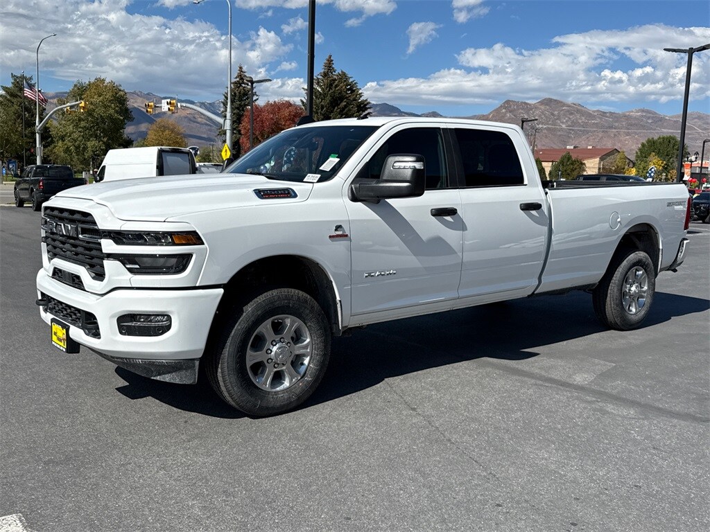2026 Ram 2500 Big Horn photo 4