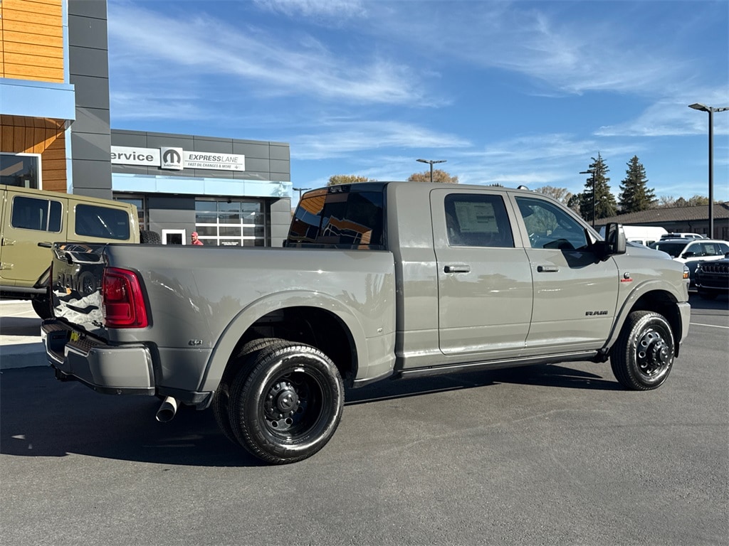 New 2026 Ram 3500 LIMITED MEGA CAB 4X4 6'4 BOX Pickup
