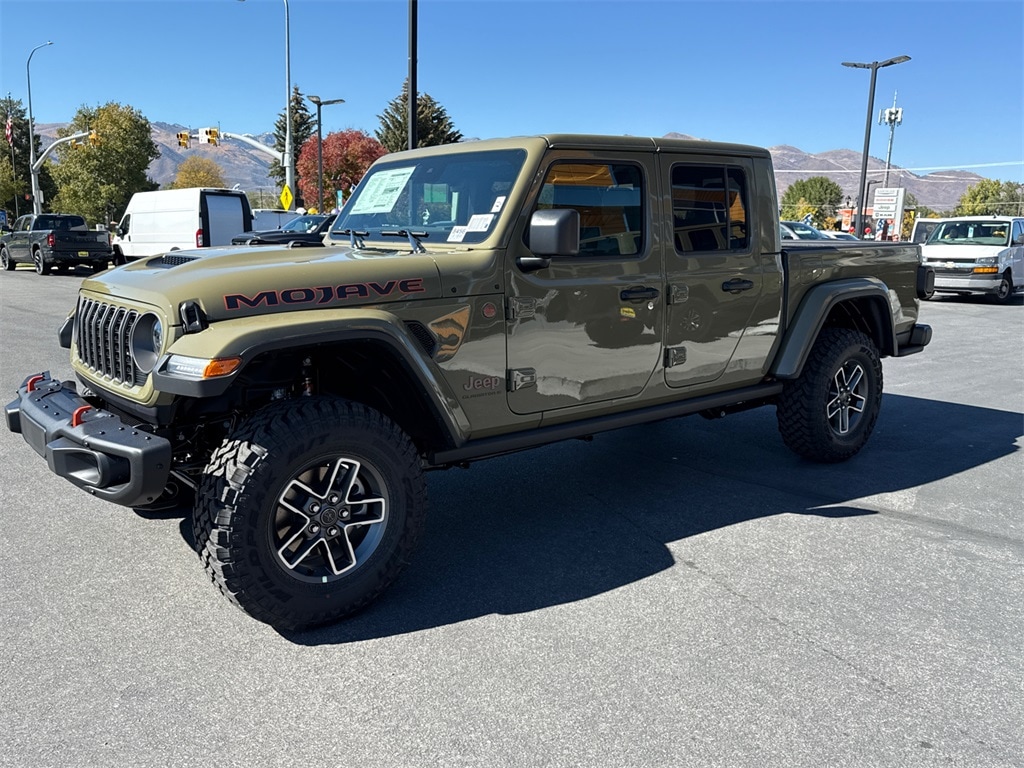 New 2025 Jeep Gladiator MOJAVE X 4X4 Pickup