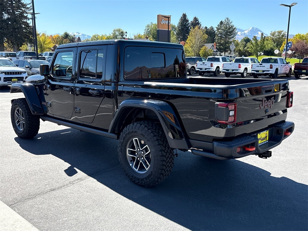 New 2025 Jeep Gladiator MOJAVE X 4X4 Pickup