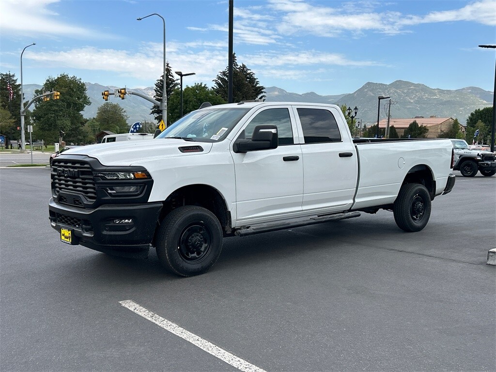 2026 Ram 2500 Tradesman photo 3