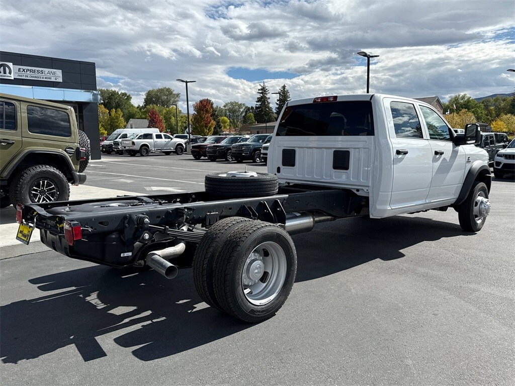 2026 Ram 5500 Tradesman photo 2