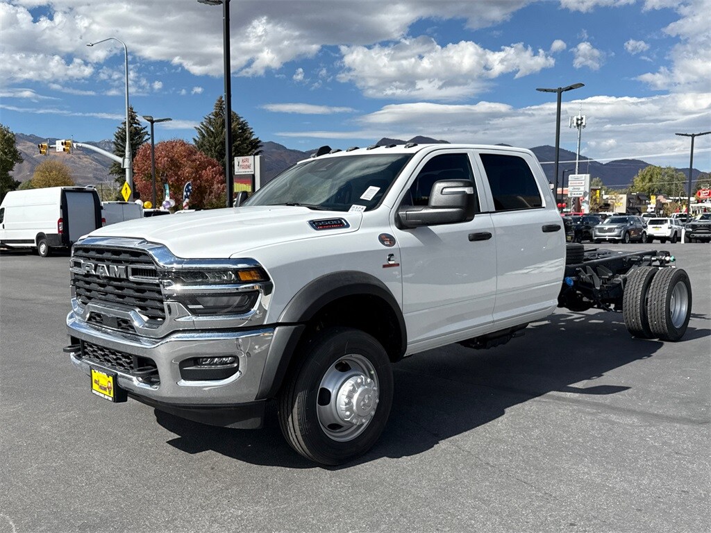 2026 Ram 5500 Tradesman photo 4