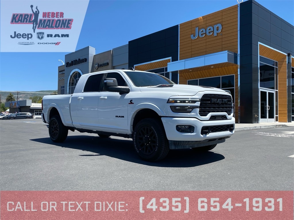 New 2025 Ram 3500 LIMITED MEGA CAB 4X4 6'4 BOX Pickup