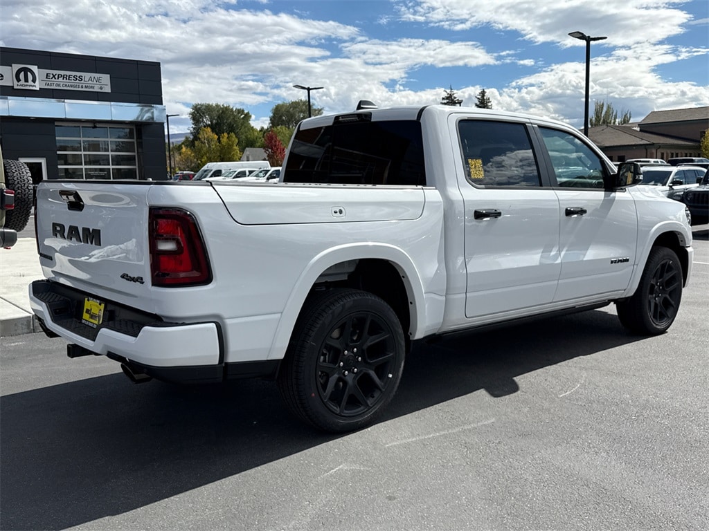 New 2026 Ram 1500 LARAMIE CREW CAB 4X4 5'7 BOX Pickup