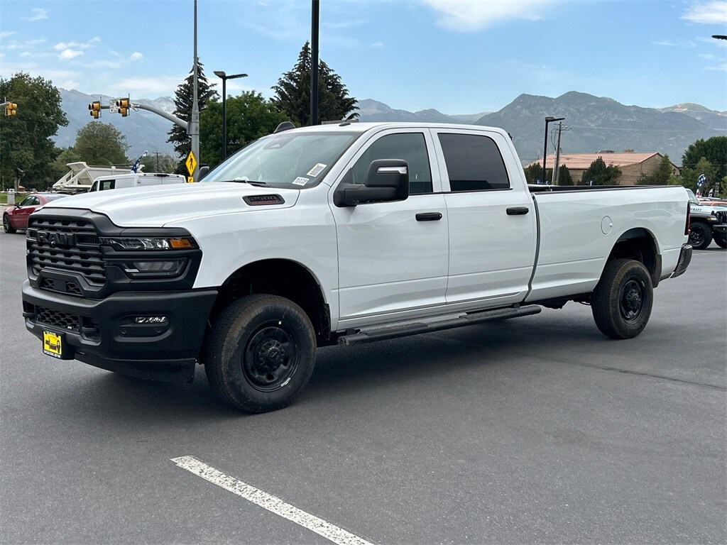 2026 Ram 2500 Tradesman photo 4