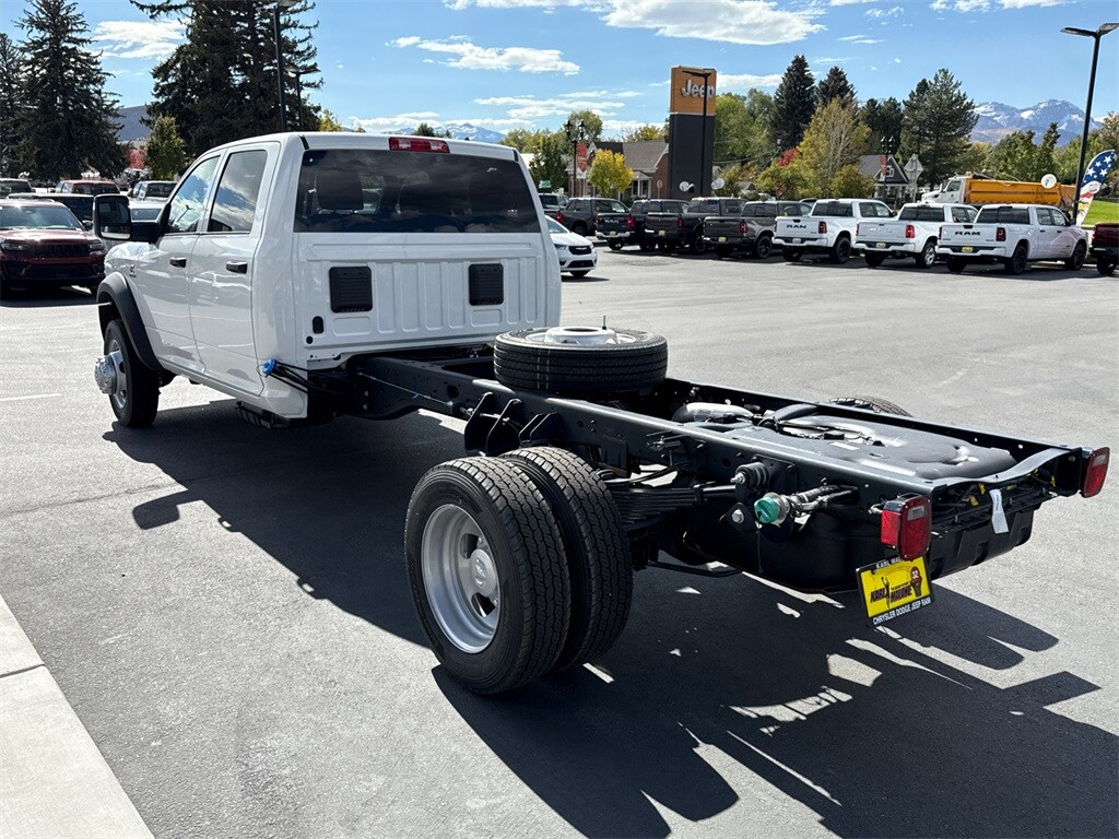 2026 Ram 5500 Tradesman photo 3