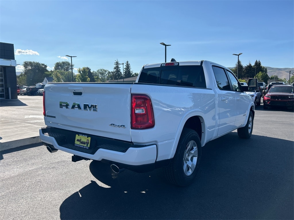 New 2025 Ram 1500 BIG HORN CREW CAB 4X4 6'4 BOX Pickup