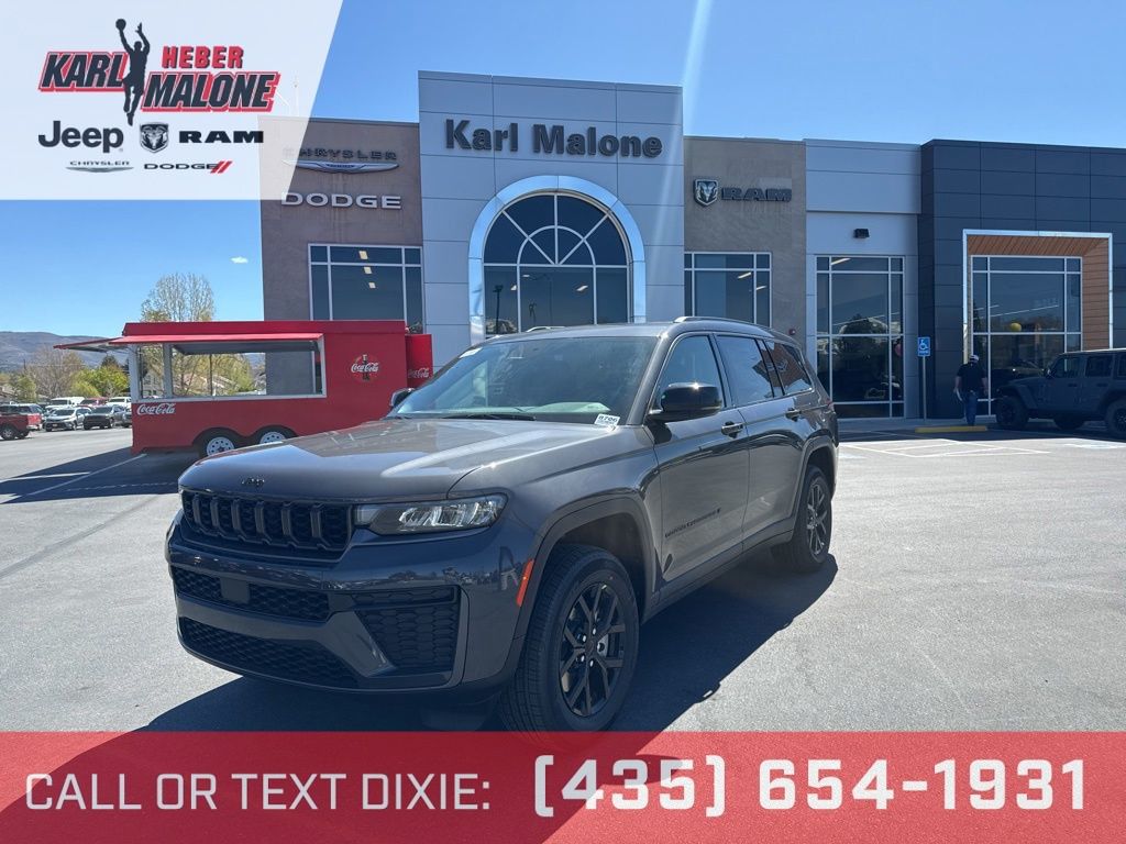2026 Jeep Grand Cherokee L Laredo Altitude 4x4's photo