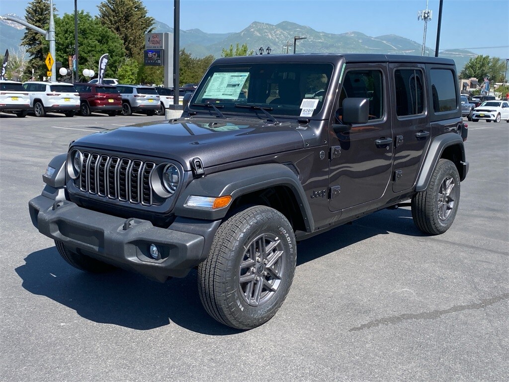 2025 Jeep Wrangler Sport S photo 4