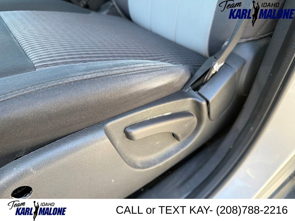 2010 Jeep Liberty Renegade - Photo 22
